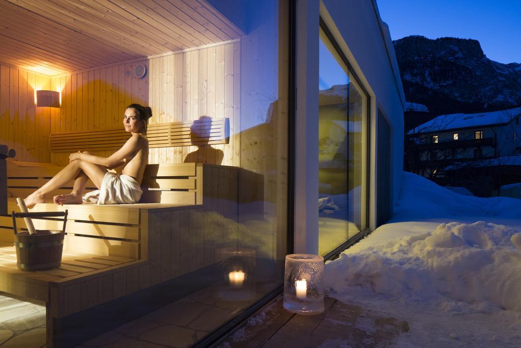 Hotel Des Alpes Ла Виля Екстериор снимка