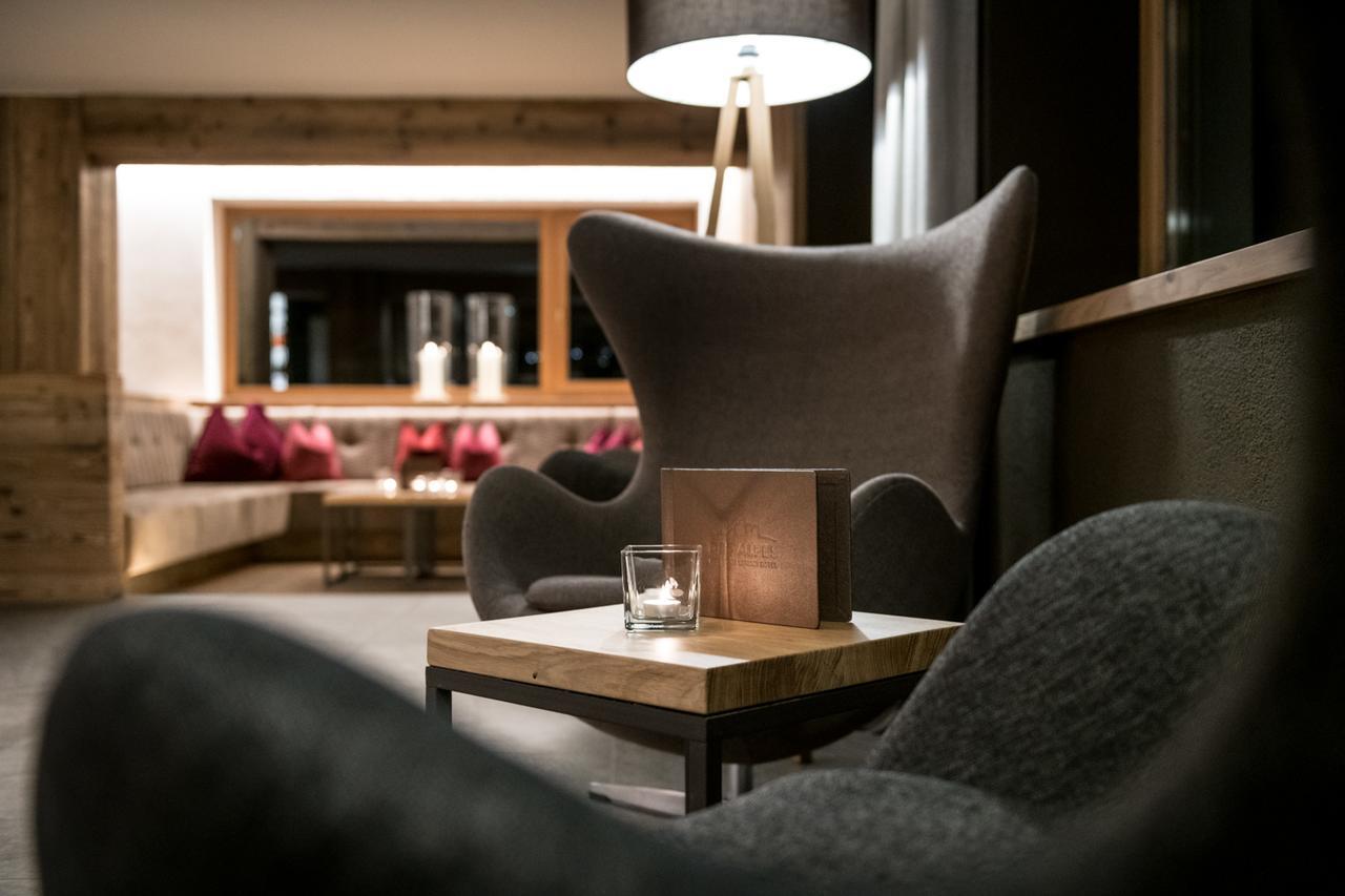 Hotel Des Alpes Ла Виля Екстериор снимка